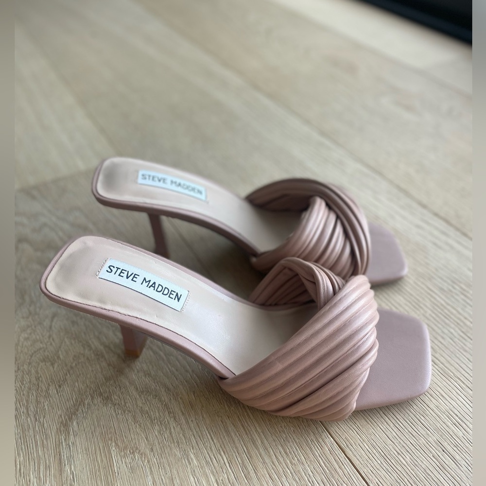 Steve Madden Heel Slides, Size 8 - image 2